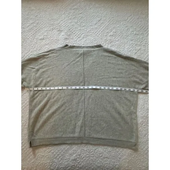 Poetry Cashmere Cropped Oversized V-Neck Sweater. Size 14 - Picture 6 of 7